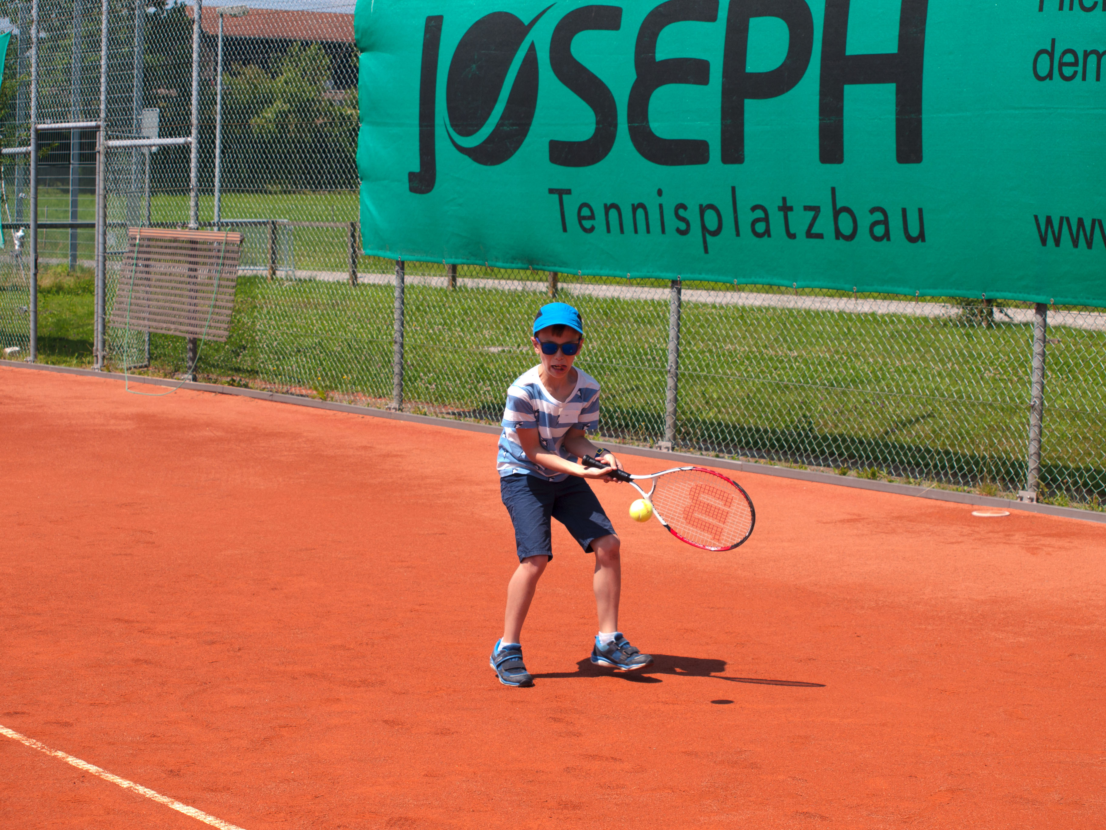 Schüler Tennis TC Wiesendangen 2021016.jpg